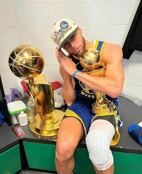 开云体育官方：库里狂刷22分带领勇士客场大胜 集多项神迹再度闪光