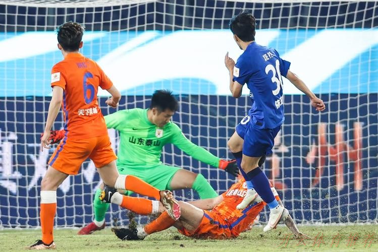 开云体育最新动态：2023中国足协超级杯上演巅峰对决 新援助力武汉三镇创造历史